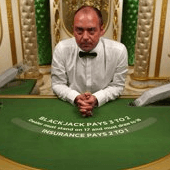 Salon Privé Blackjack A live casino game by Evolution